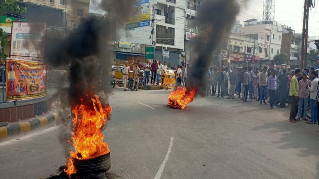 Udaipur Violence-उदयपुर में छात्र पर चाकू से हमला, हिंसा में भड़की आग; धारा 144 लागू